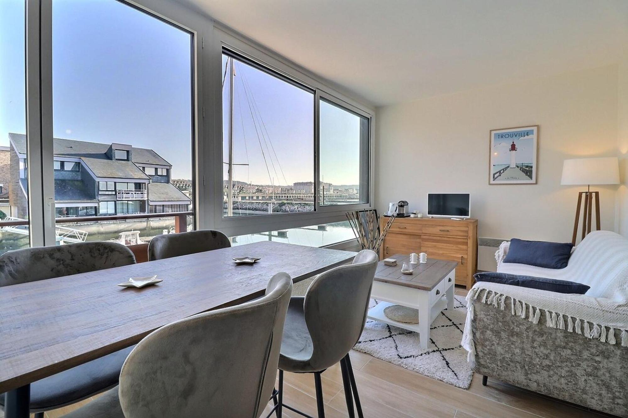 Sublime Apartment Facing The Port & Planches Deauville Exterior foto